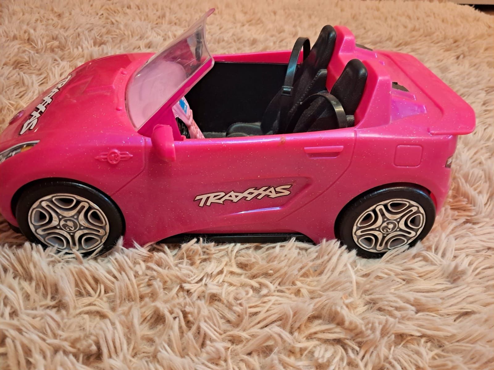 Samochód Barbie Orginalny Kabriolet Różowy z brokatem
