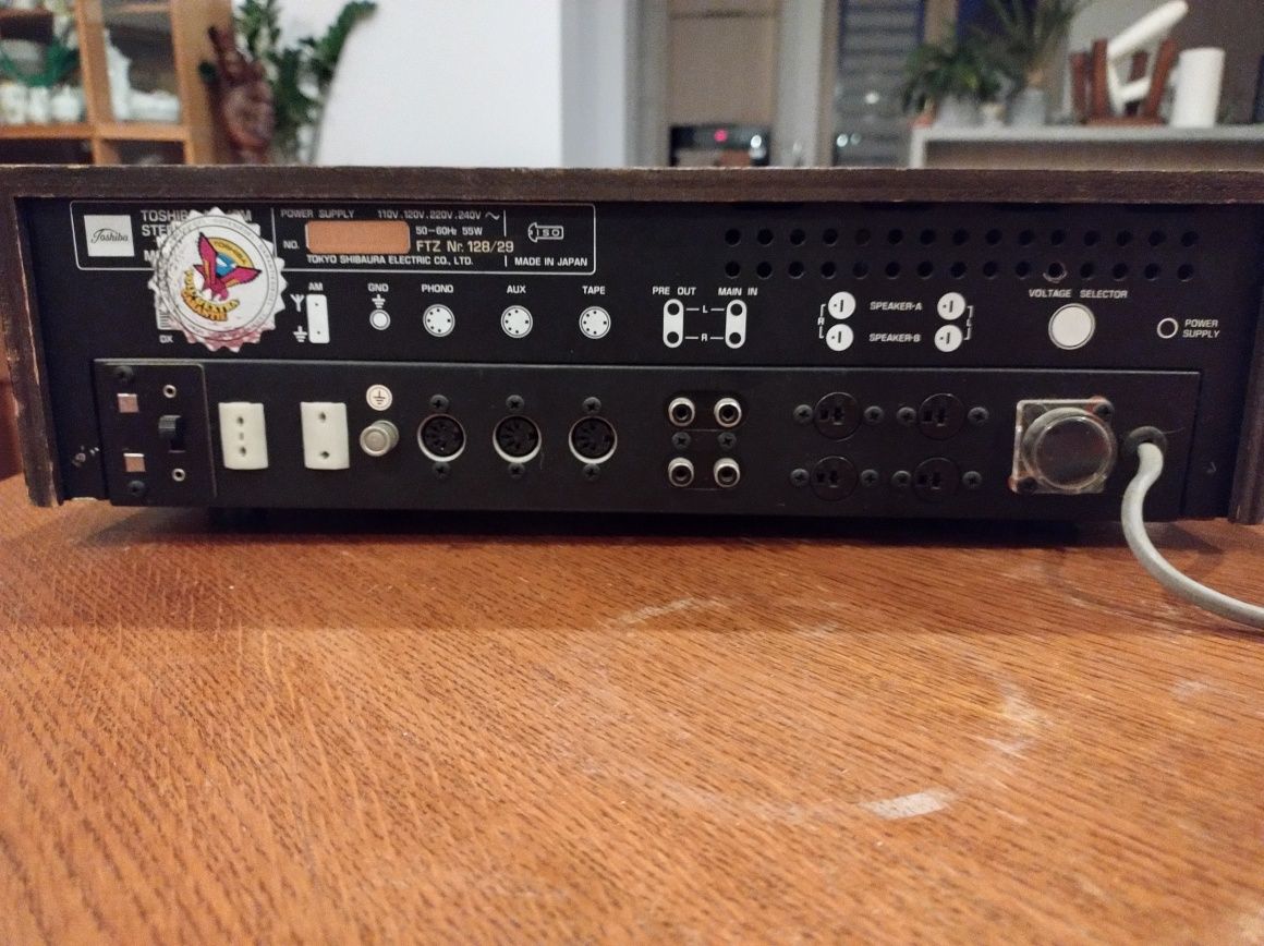 Toshiba SA400 amplituner