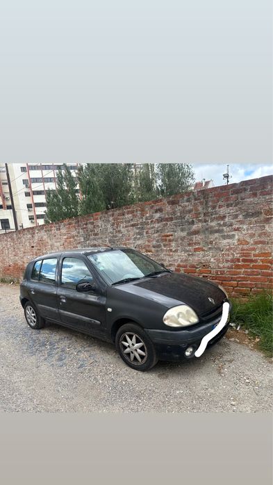 Clio 1.2 gasolina 2000