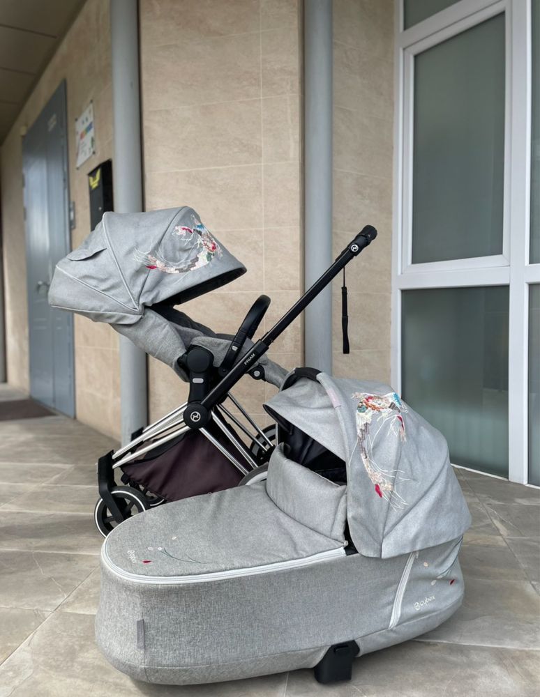 Cybex Priam Koi Mid Grey