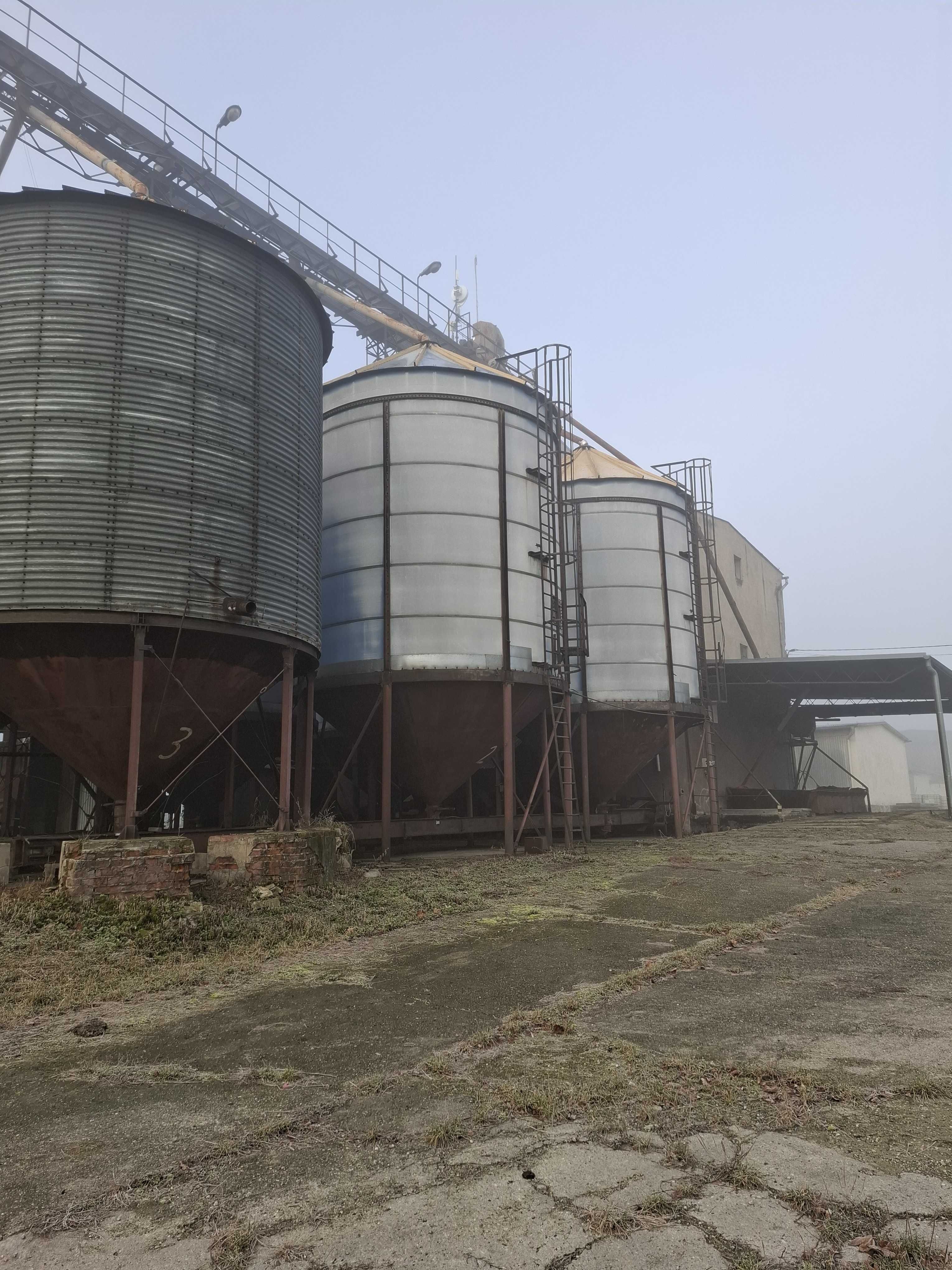 Sprzedam silosy zbożowe 6x150 ton wraz z urządzeniami przyjmującymi