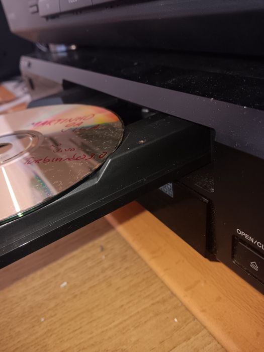 Leitor de CD CDP-XE320