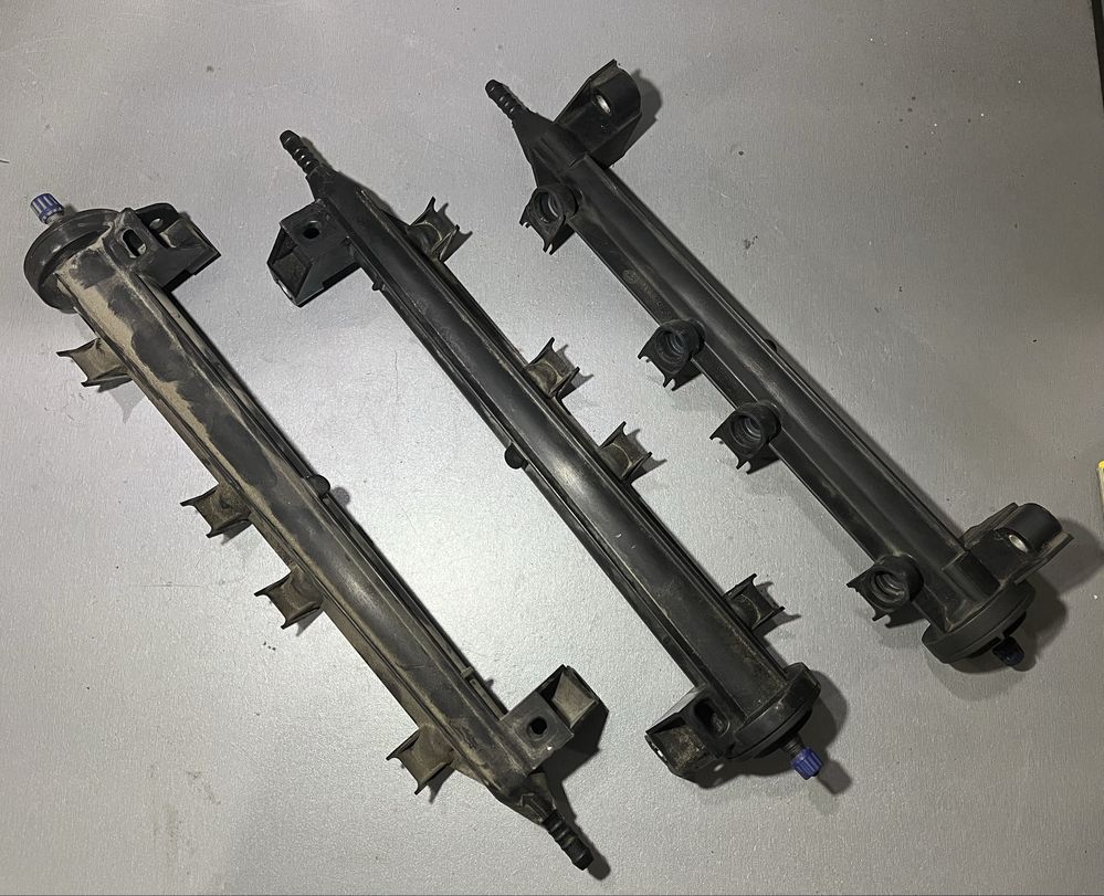 коллектор впускной BSE, BSF, BGU Октавия, Гольф, Пассат 1.6 mpi