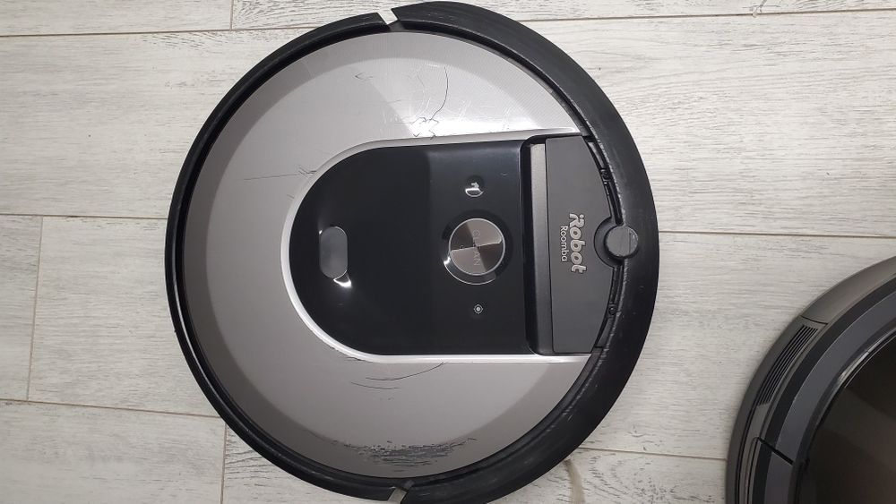Робот пилосос. На вибір.