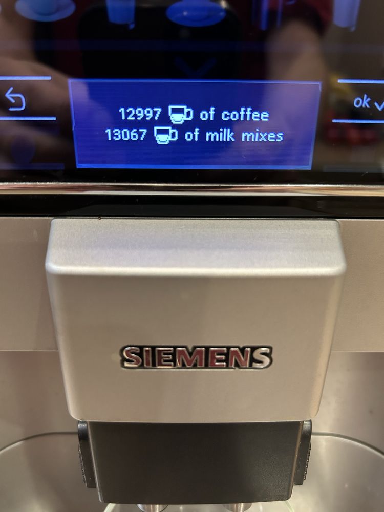 Siemens EQ.6 Series 300 automatyczny ekspress do kawy