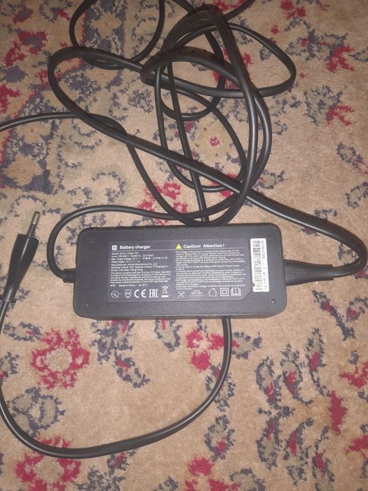 Електросамокат xiaomi essential