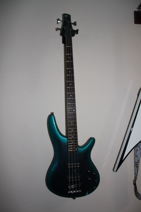 Бас гітара Ibanez sr300