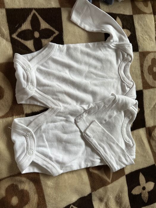 Дитячі речі для новородженних і не тільки