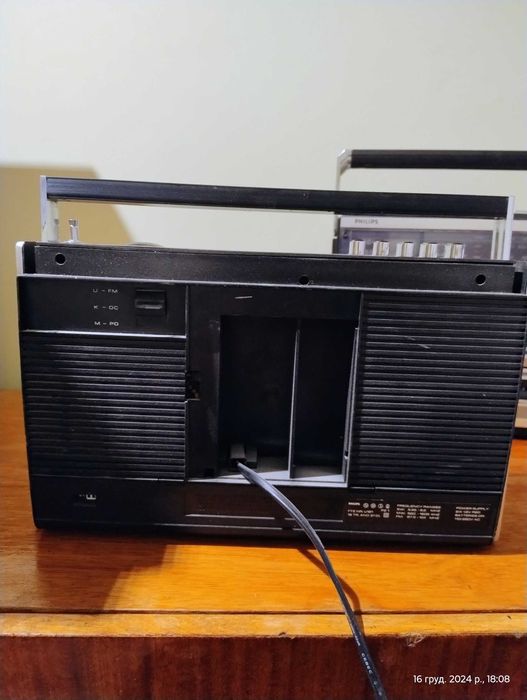 Магнитофон радио Philips RR 437