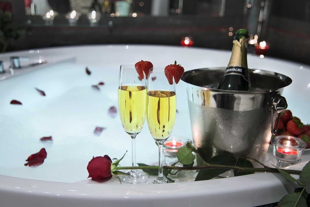 Romantyczny Apartament z jacuzzi w centrum Starego Miasta