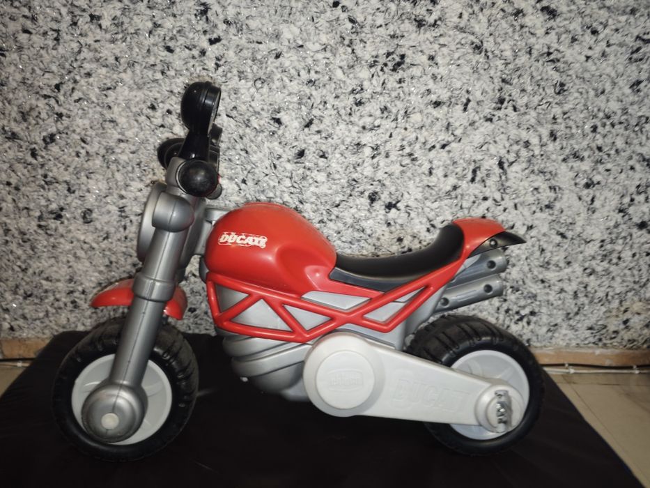 Толкар chicco беговел мотоцикл транспорт