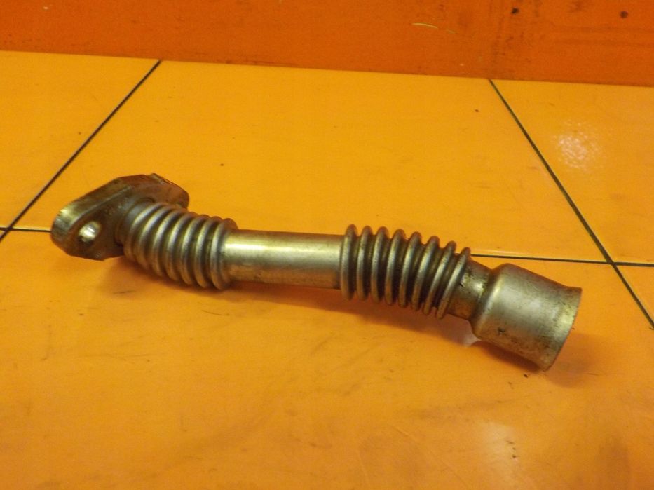 AUDI Q7 TOUAREG 3.0 TDI 10r CAS rurka przewod turbiny 059145736D