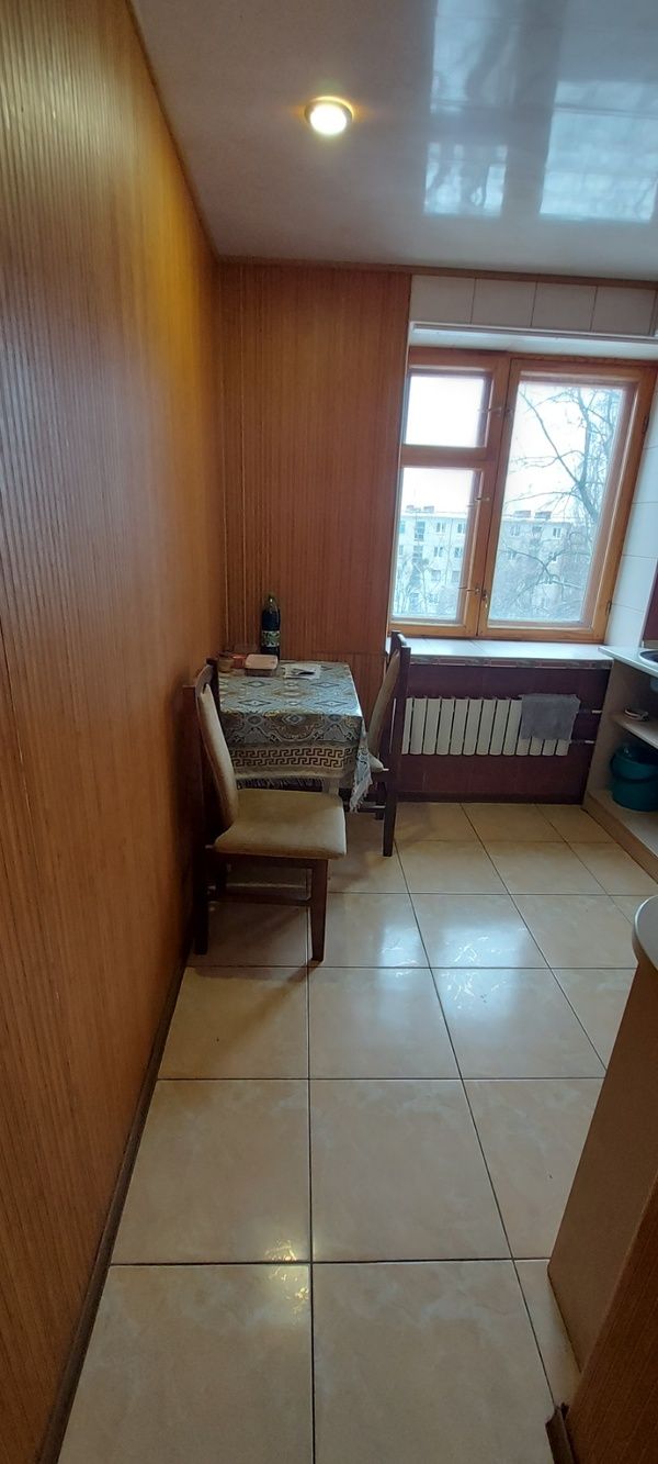Продам 1 к кв с ремонтом и мебелью на Салтовке ("Є відновлення" можно)