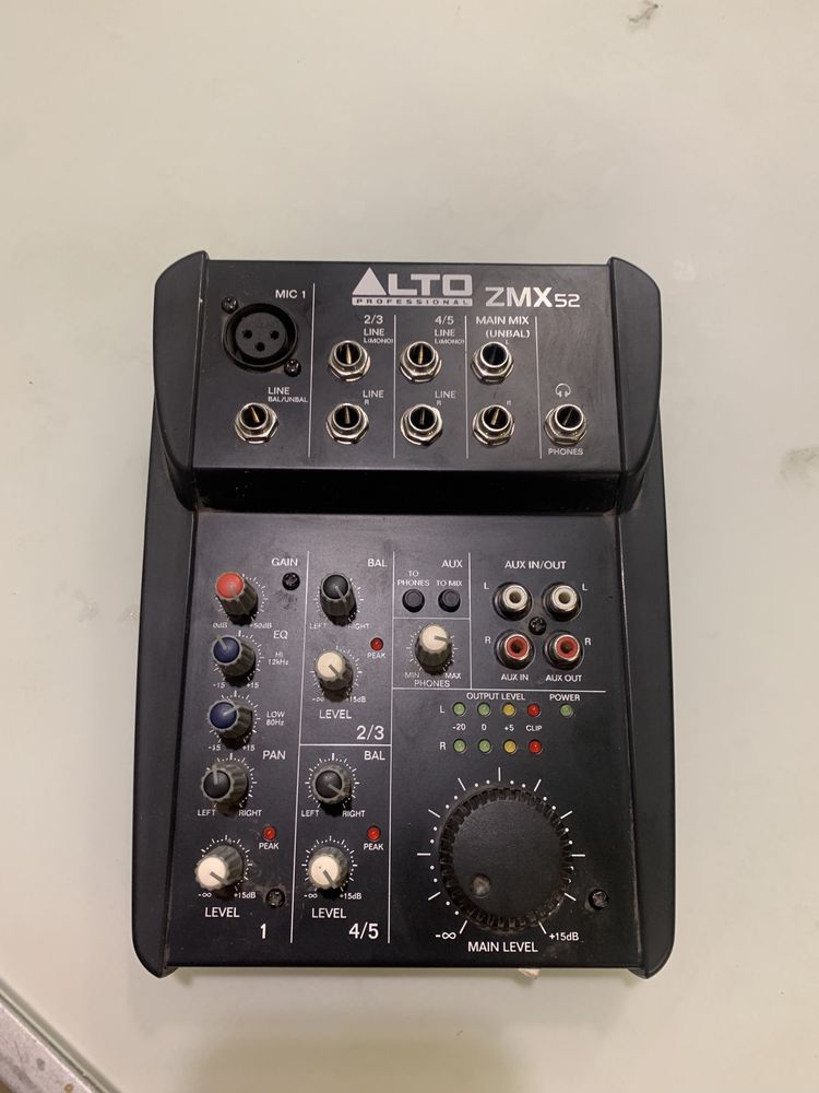 ALTO ZMX52 Мікшерний пульт 1+2