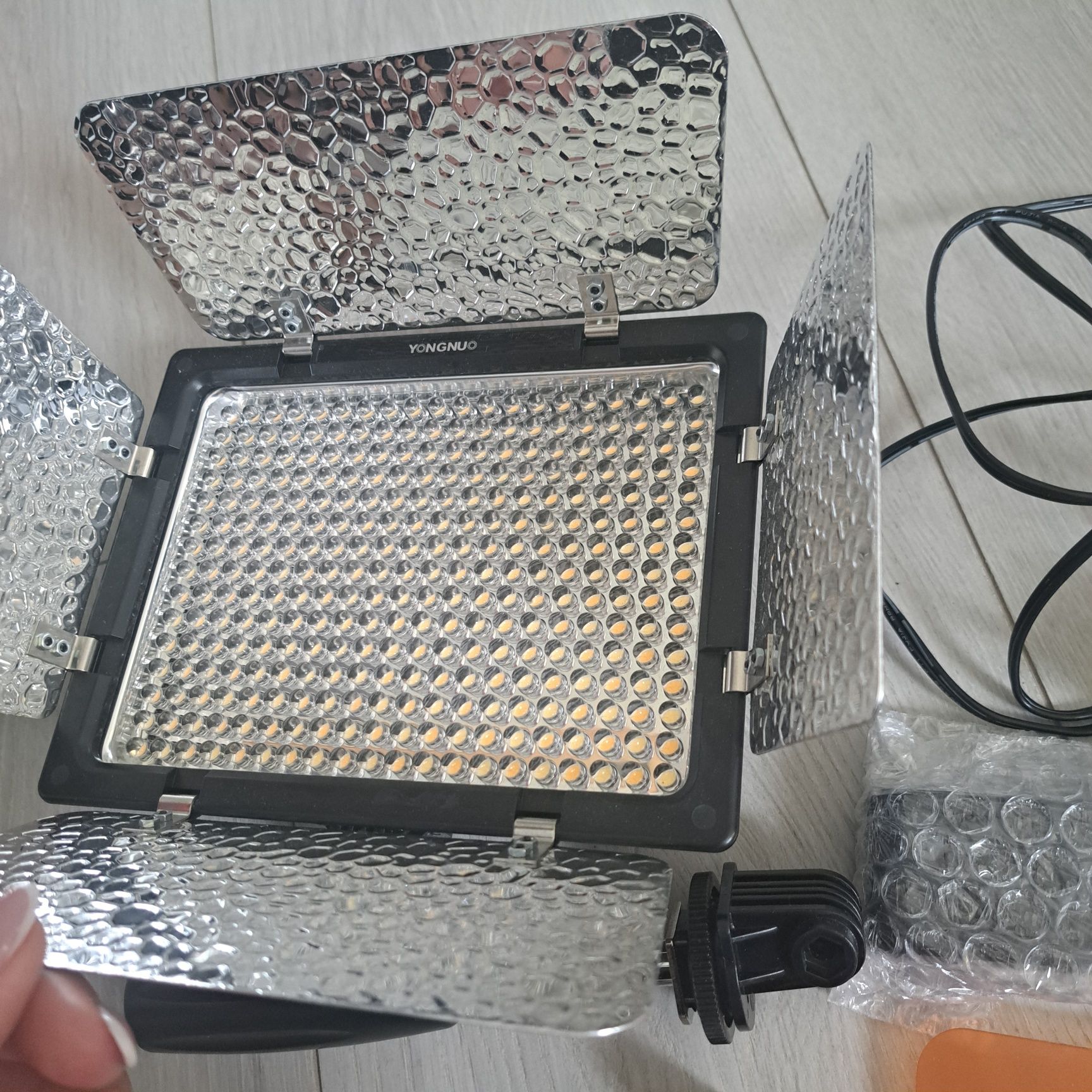 Lampa Led  Yongnuo YN-300III+zasilacz