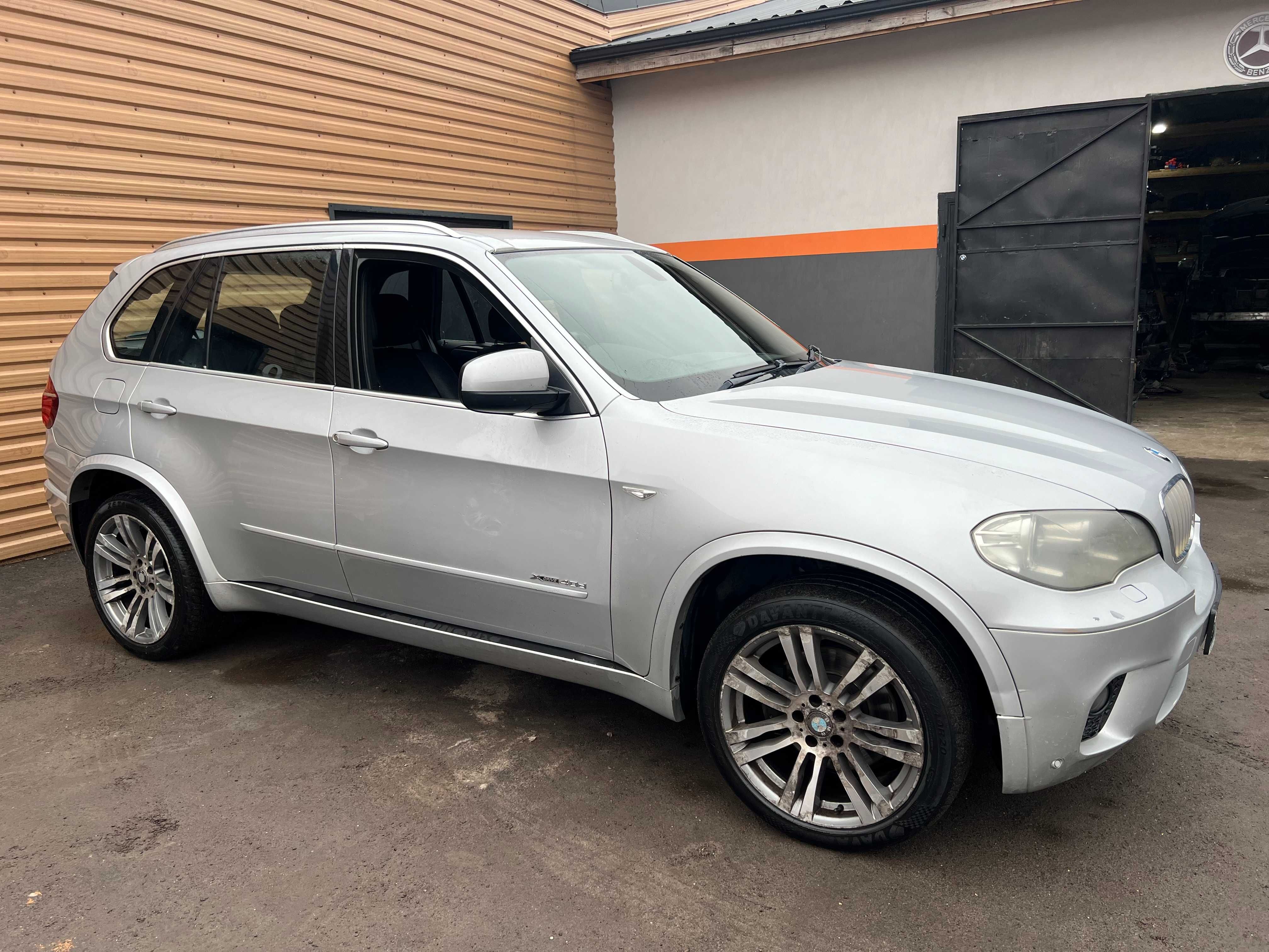 Передний М бампер BMW X5 E70 задний M обвес БМВ Х5 Е70 Пороги обвіс
