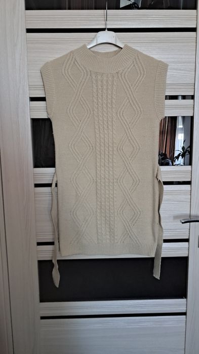 Акриловий светрик-туніка для дівчинки 11-12 р