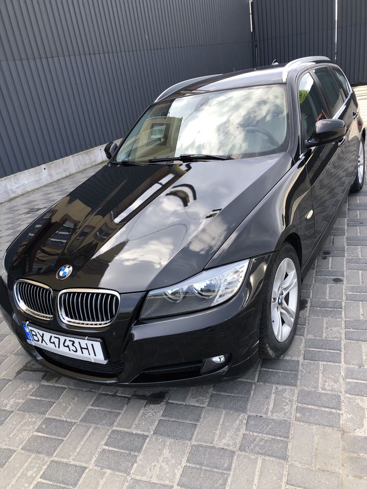 Продаю BMW320d. e91  2012р.