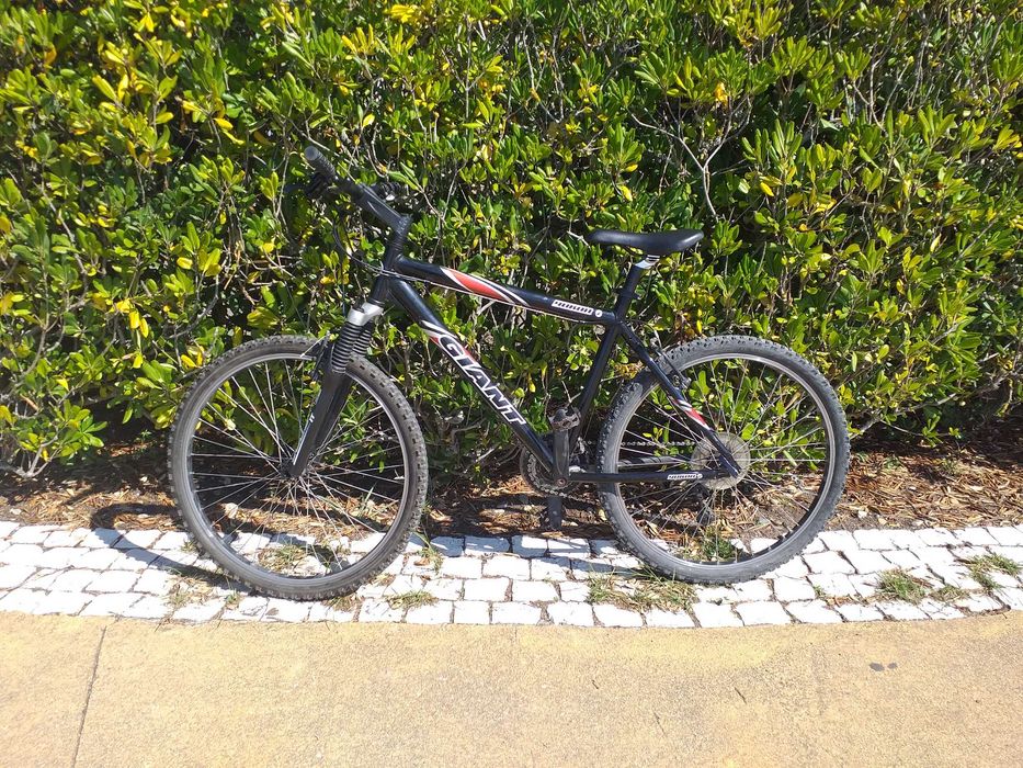 Bicicleta Giant MTB Alumínio