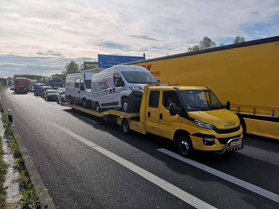 Wypożyczalnia Lawet Autolawet Pomoc drogowa Transport