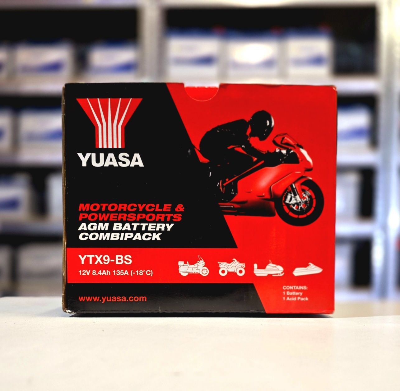 Akumulator motocyklowy AGM YUASA YTX9-BS 12V 8,4Ah 135A