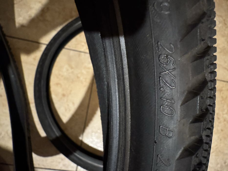 Opony schwalbe hurricane 2x