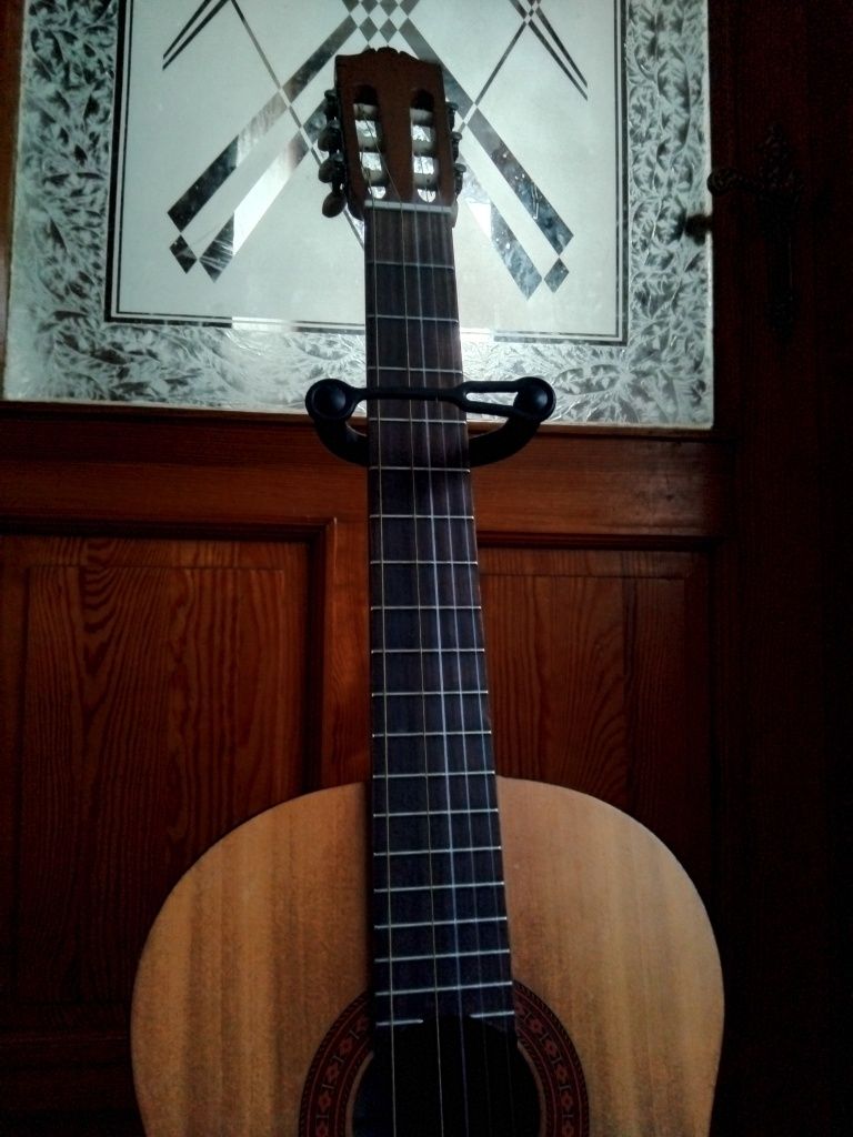 Gitara klasyczna Yamaha C30M + stojak