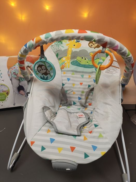 Leżaczek dla dzieci z wibracjami