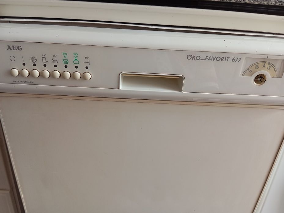 Máquina loiça avariada p peças