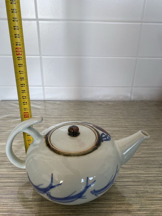 Bule de porcelana chinesa antigo