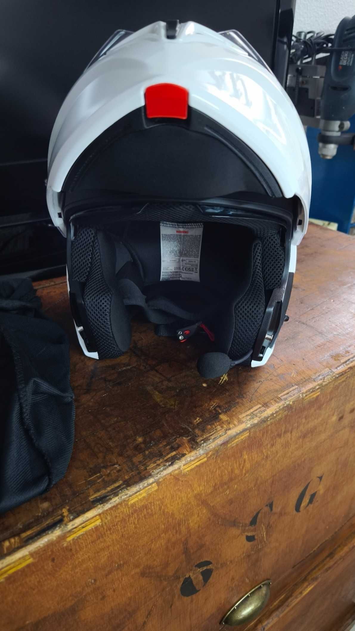 Capacete modular SENA com Sistema de intercomunicação integrado