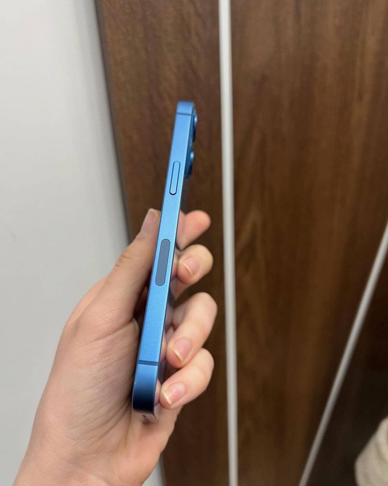 iPhone 13 Blue ( новий )