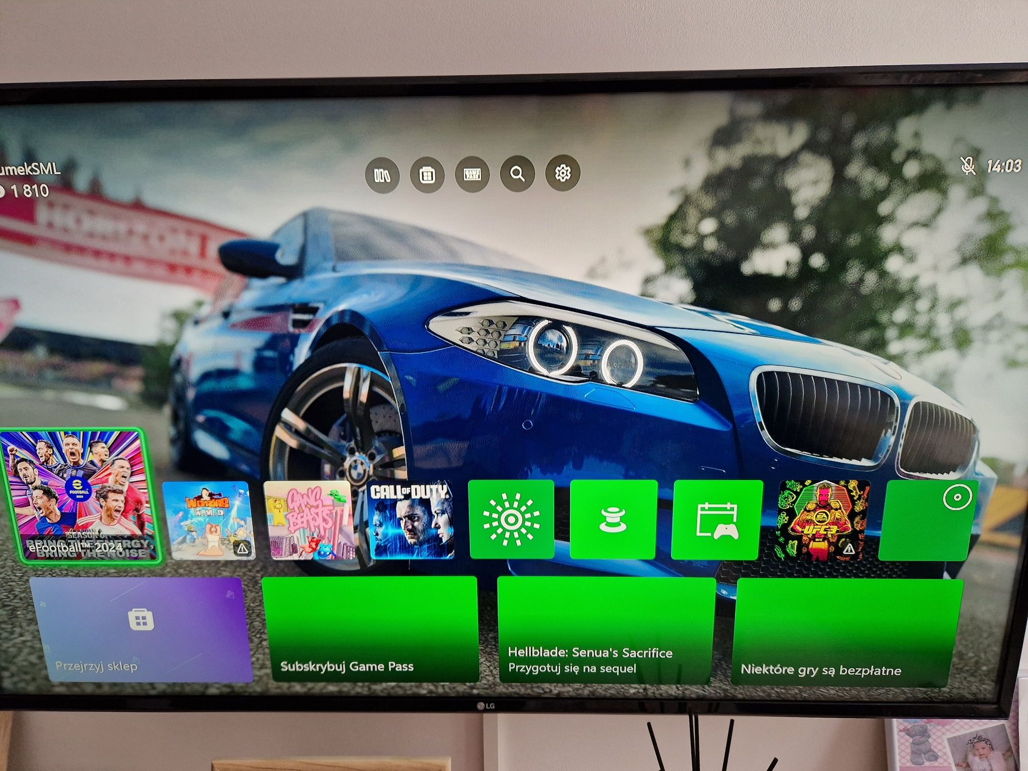 Xbox One S 500GB 2 pady + gry