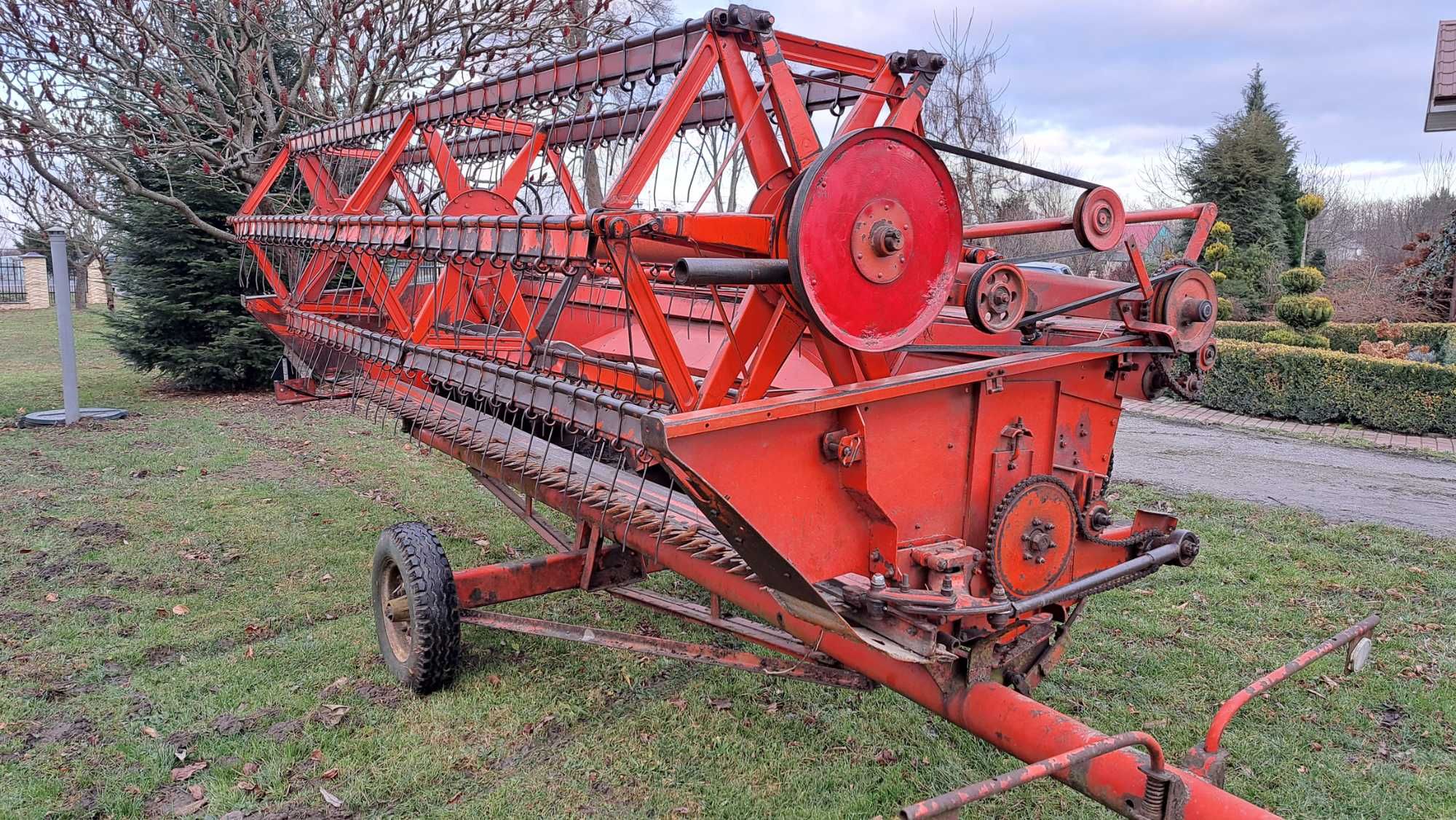 Kombajn Bizon Z056
