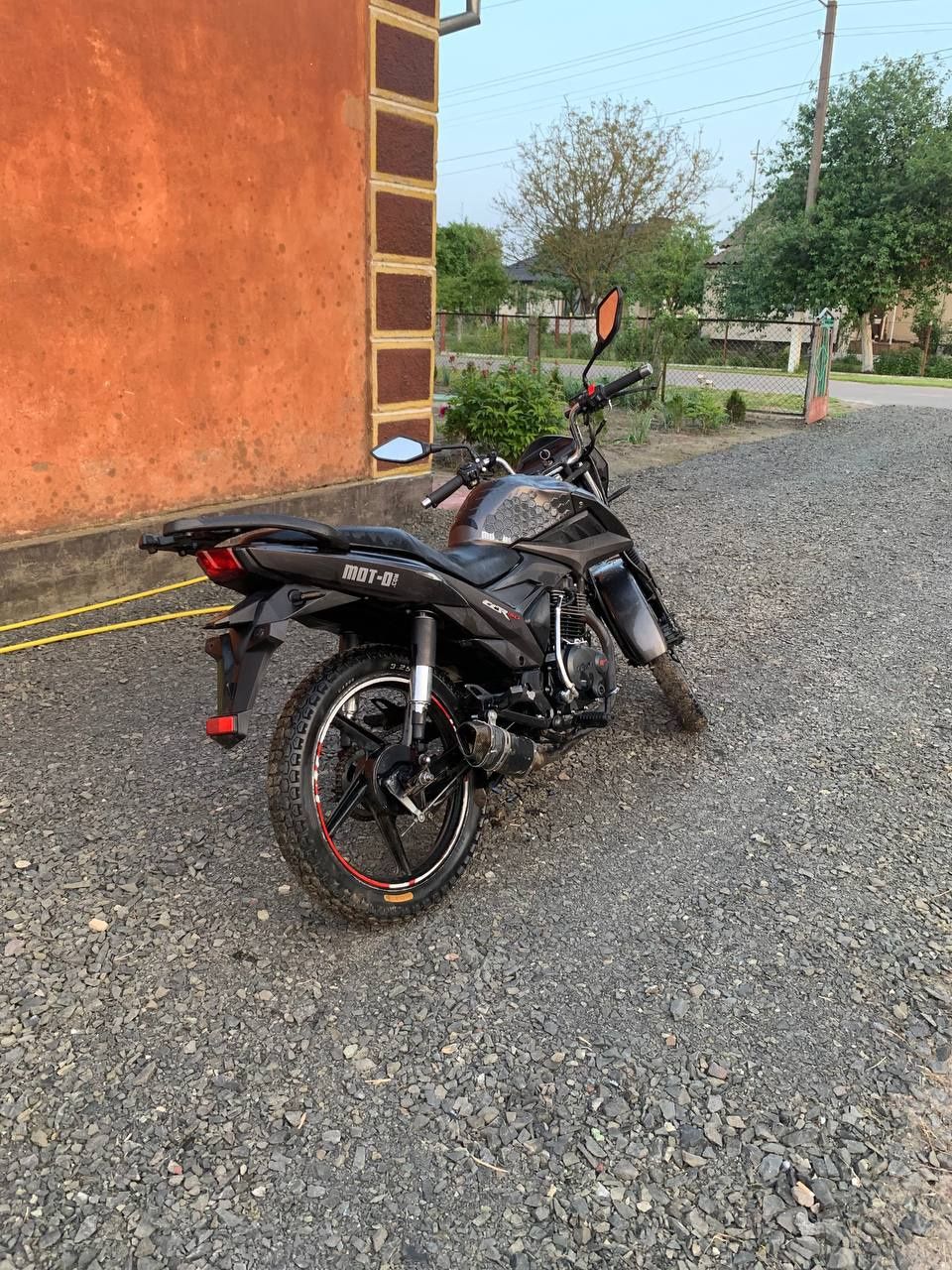 Продам ліфанCCR150