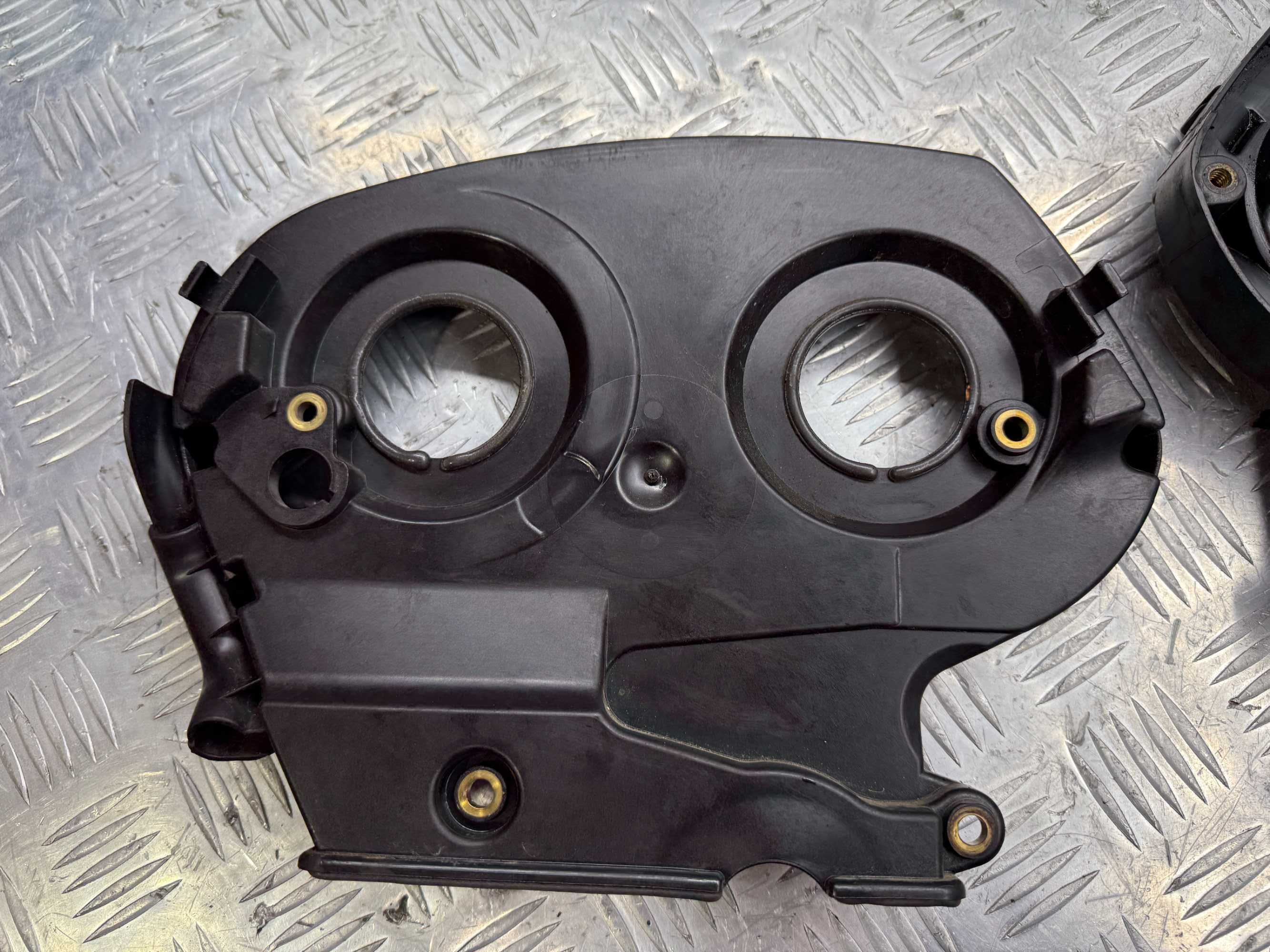 Защита Кожух ремня ГРМ opel zafira b astra h 1.6 55352925