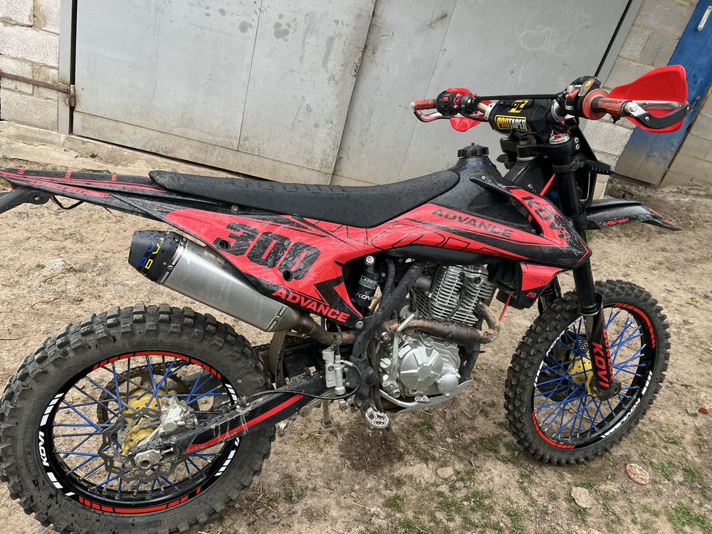 Продам свій Kovi Advance 300