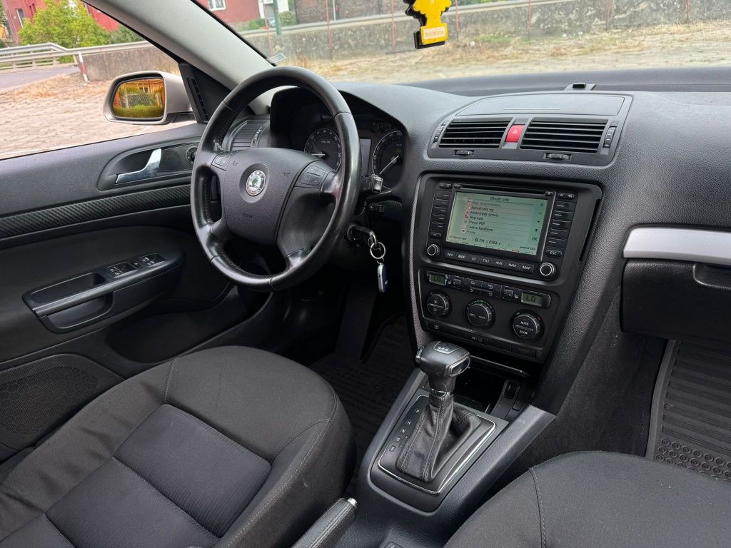 Skoda octawia II DSG