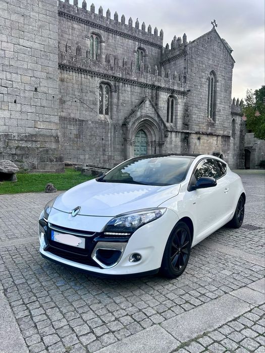 Renault Megane Coupe - Bose Edition - full extras