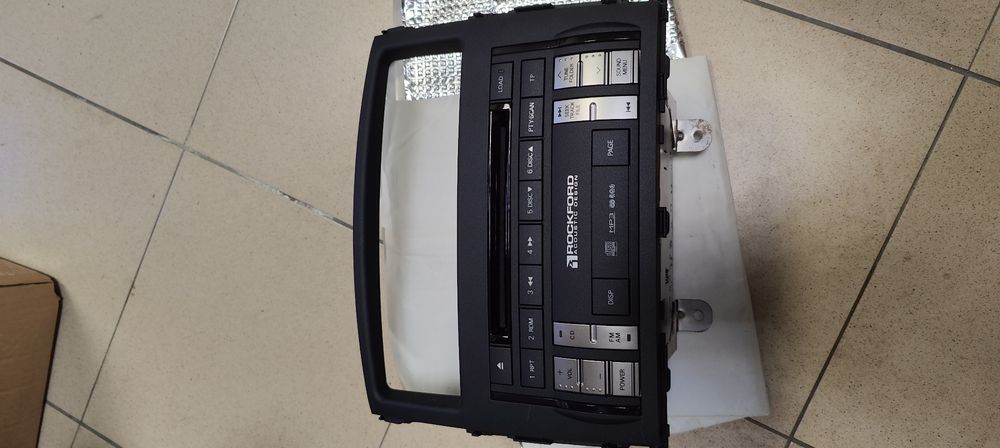 Автомобільна магнітола Rockford Fosgate, Mitsubishi Pajero