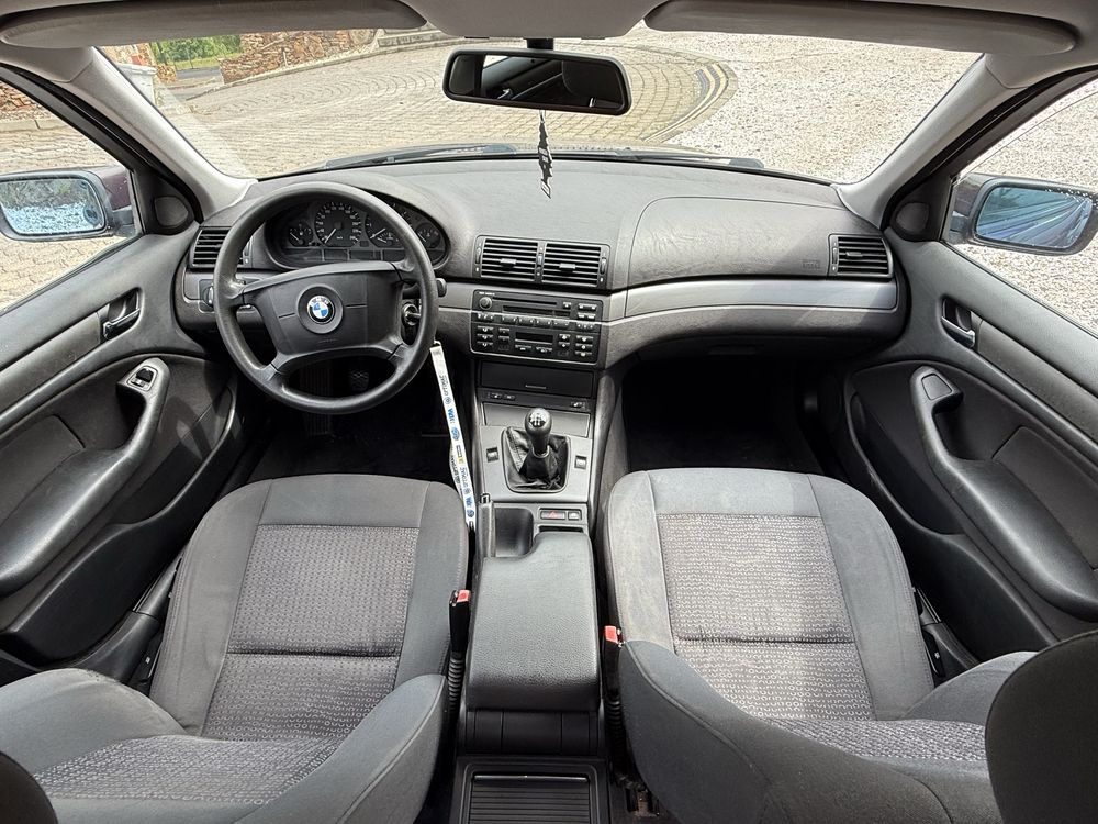 BMW E46 2003r 318i Sedan Zadbane !
