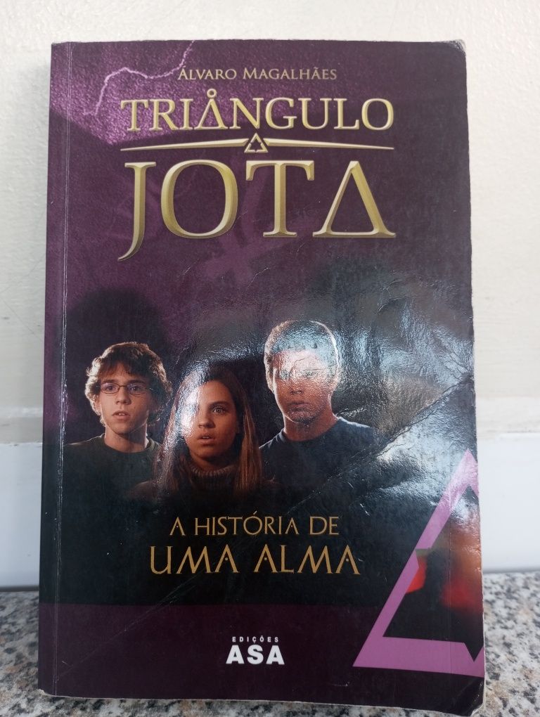 Livro: triângulo jota