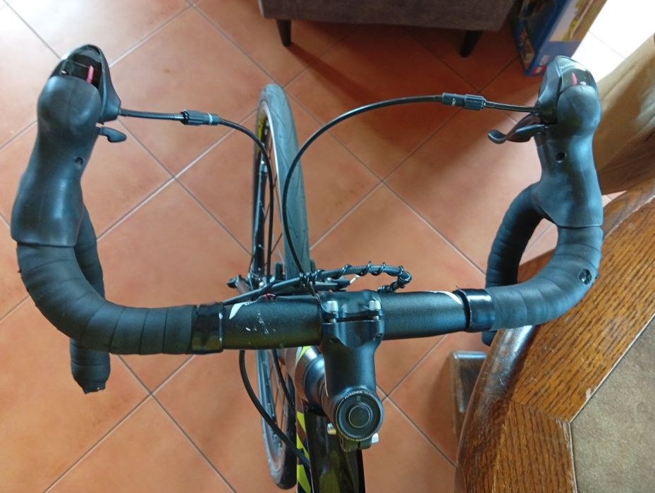 Sprzedam rower szosowy marki Kross