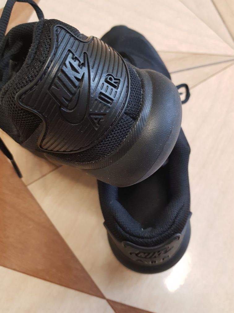 Adidasy chłopięce NIKE AIR