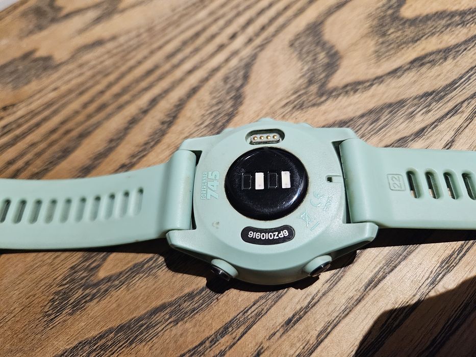 Garmin forerunner 745