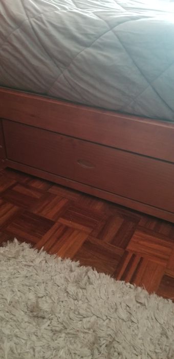 Venda de móveis e sofá e roupeiro