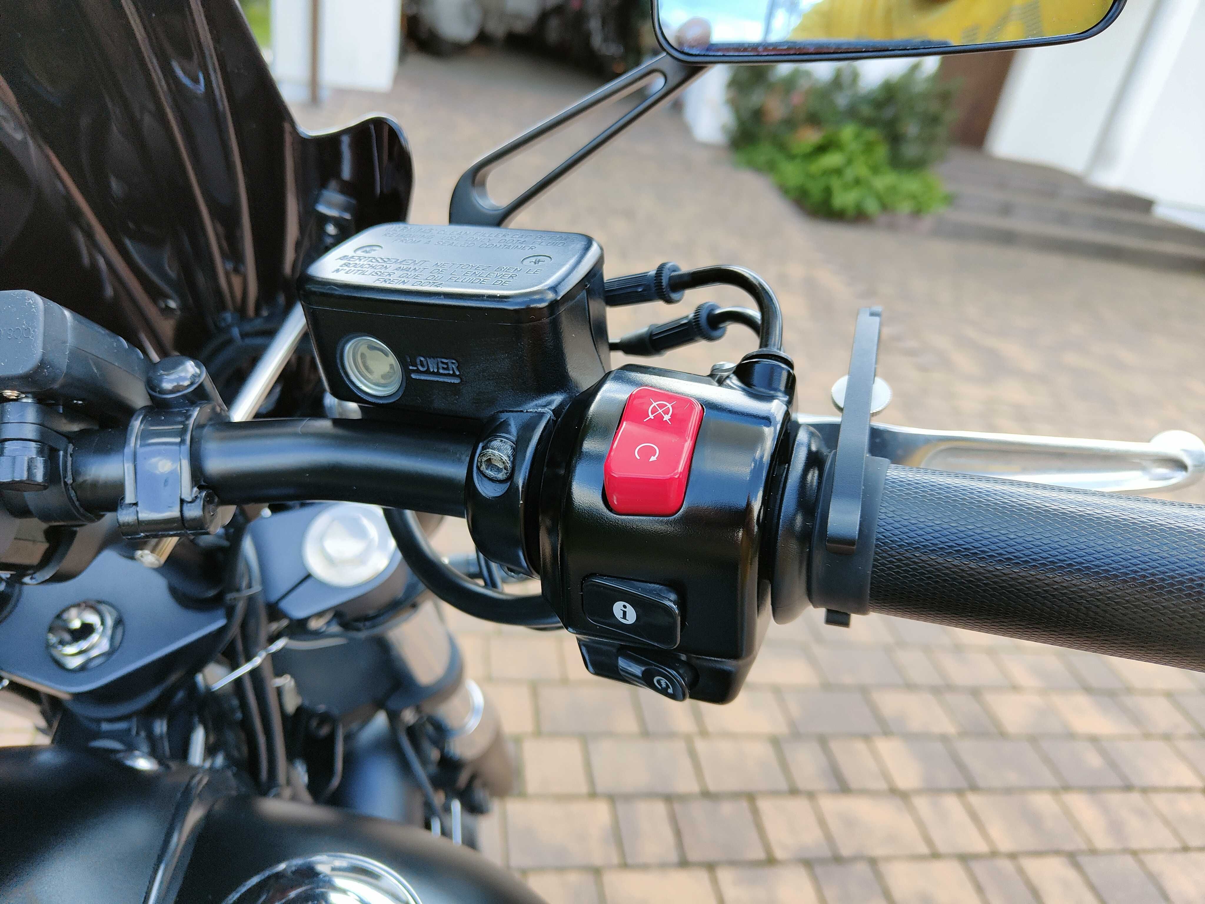 Triumph Thunderbird Storm