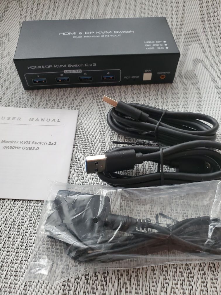 Подвійний KVM HDMI перемикач 2 комп'ютери до 2 моніторів