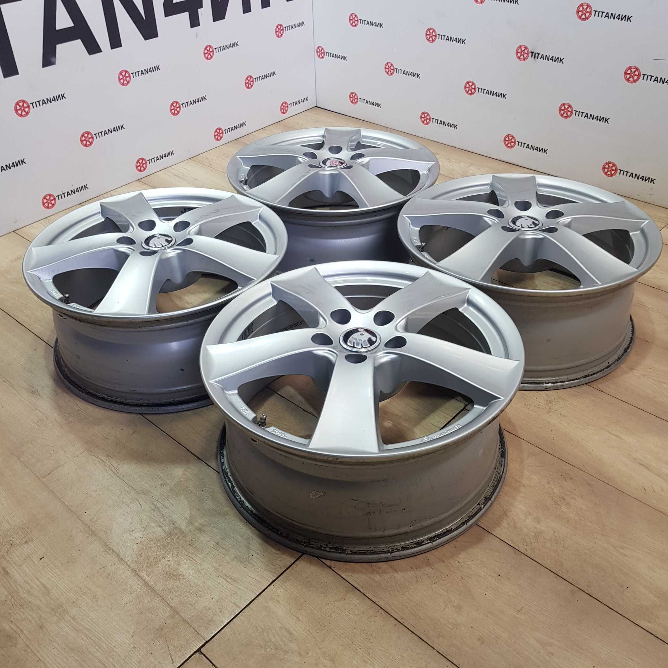 Диски Skoda R17 5x112 Superb Octavia Seat Шкода Volkswagen Gold Jetta