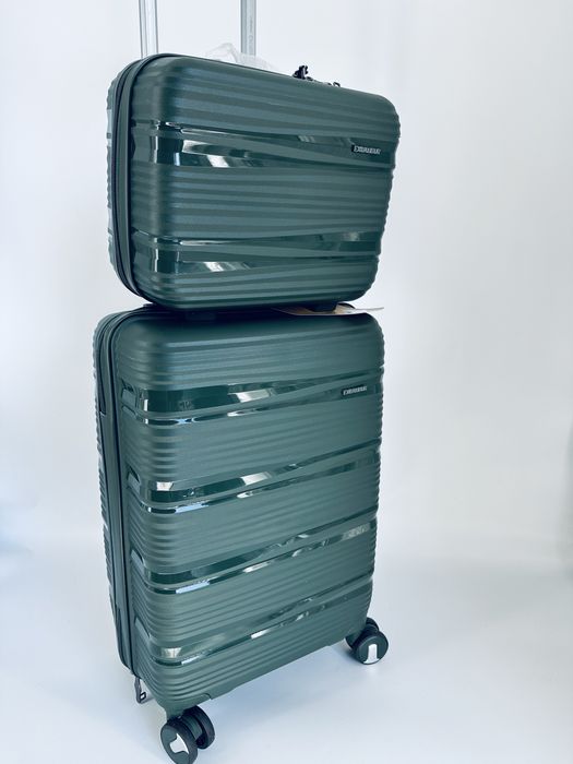 Zestaw walizka i kuferek policarbon/ walizki